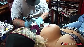 Shyla Stylez gets tattooed while playing with say no to tits